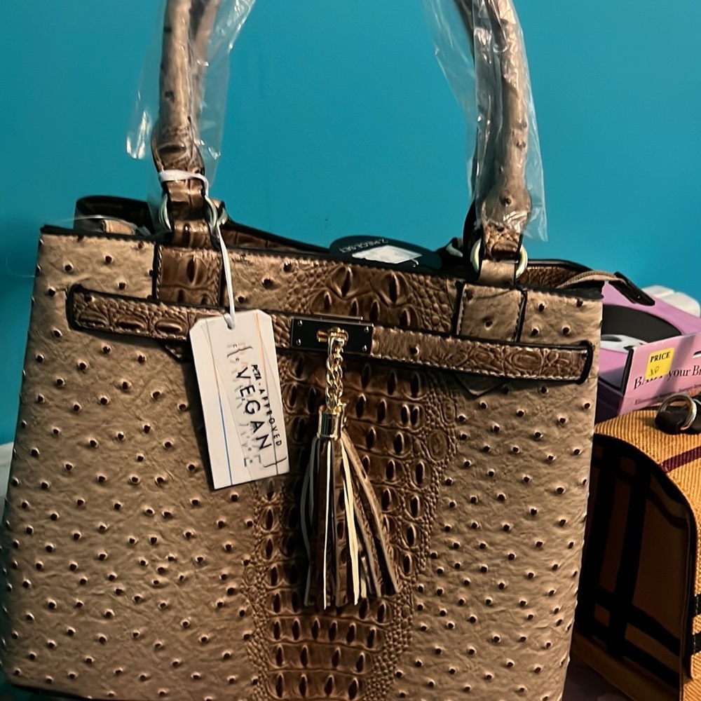 Tassel Accent Ostrich Print Satchel and Wallet Set